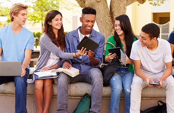 Que tal Estudar e Trabalhar no Exterior com a Mundial Intercâmbio Que tal Estudar e Trabalhar no Exterior com a Mundial Intercâmbio